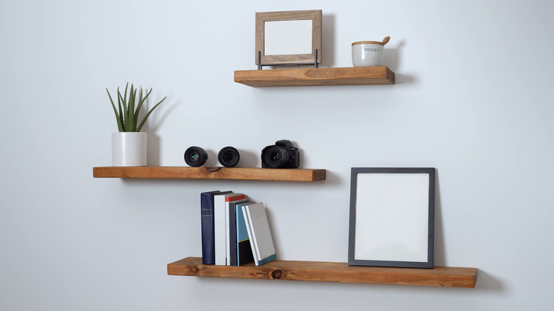 Example of floating shelves